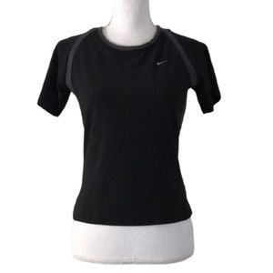 NIKE dri fit black gray active wear crew short sleeved